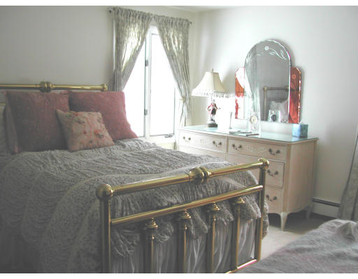 150 Countryside Road Newton, MA 02459 - Photo 11 of 14