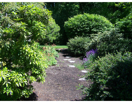 150 Countryside Road Newton, MA 02459 - Photo 13 of 14