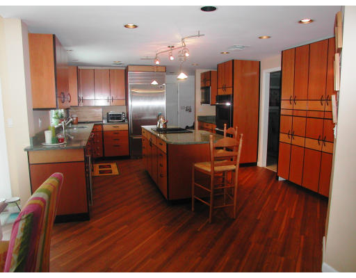 150 Countryside Road Newton, MA 02459 - Photo 3 of 14