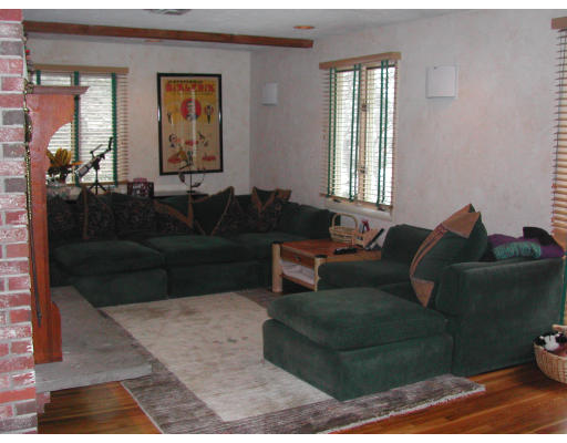 150 Countryside Road Newton, MA 02459 - Photo 5 of 14