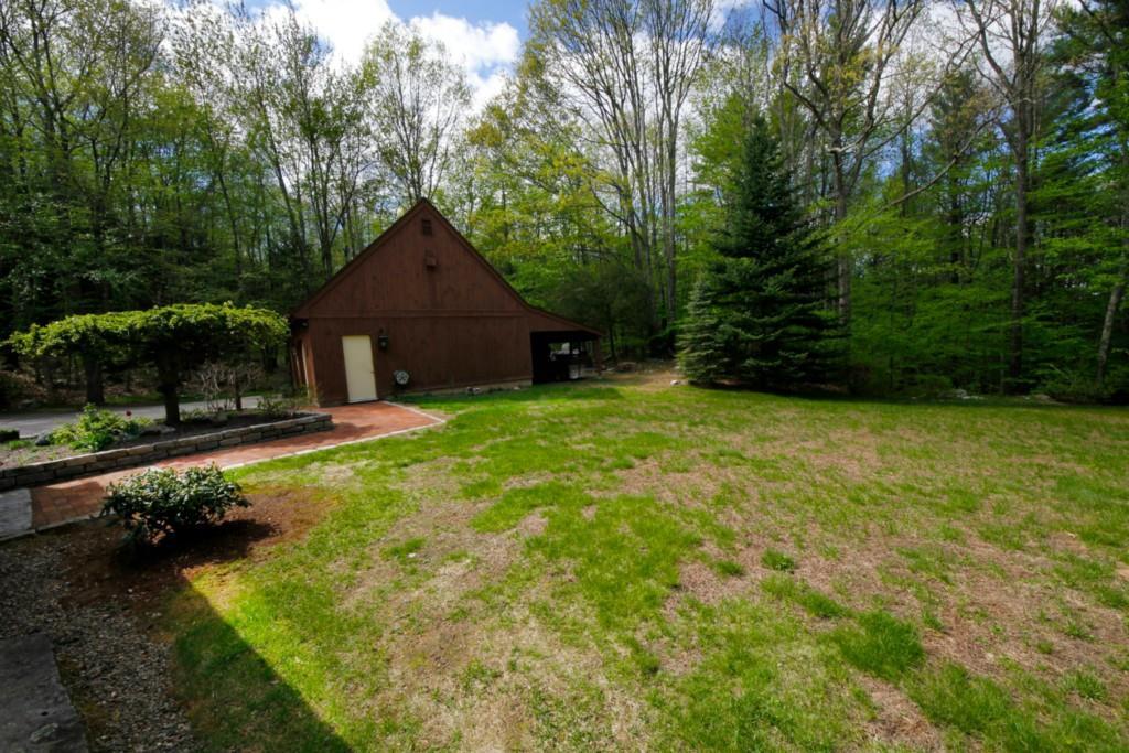 21 Country Lane Springvale, ME 04083 - Photo 9 of 30 Photo