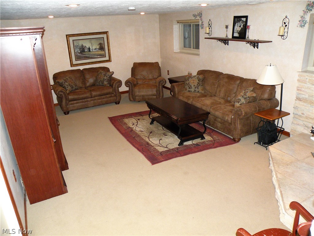 18717 Benbow Road Strongsville, OH 44136 - Photo 11 of 34 Gallery Image 11