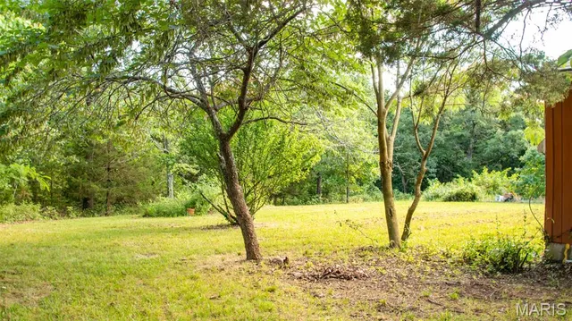 $578,400 | 38925 Stonepiler Avenue, Edwards, MO 65326