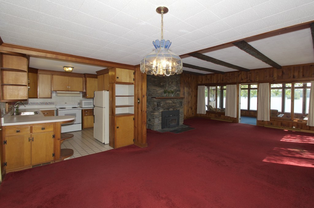 279 Lakeside Road Hanson, MA 02341 - Photo 6 of 28 Gallery Image 6
