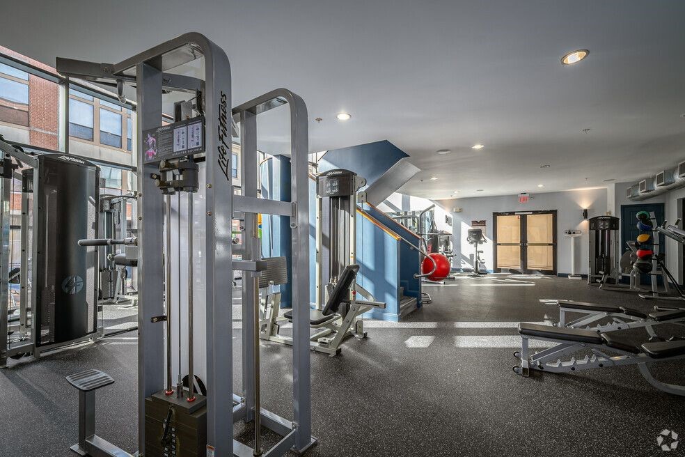 2401 South Gessner Road, Unit A Houston, TX 77063 - Photo 9 of 18