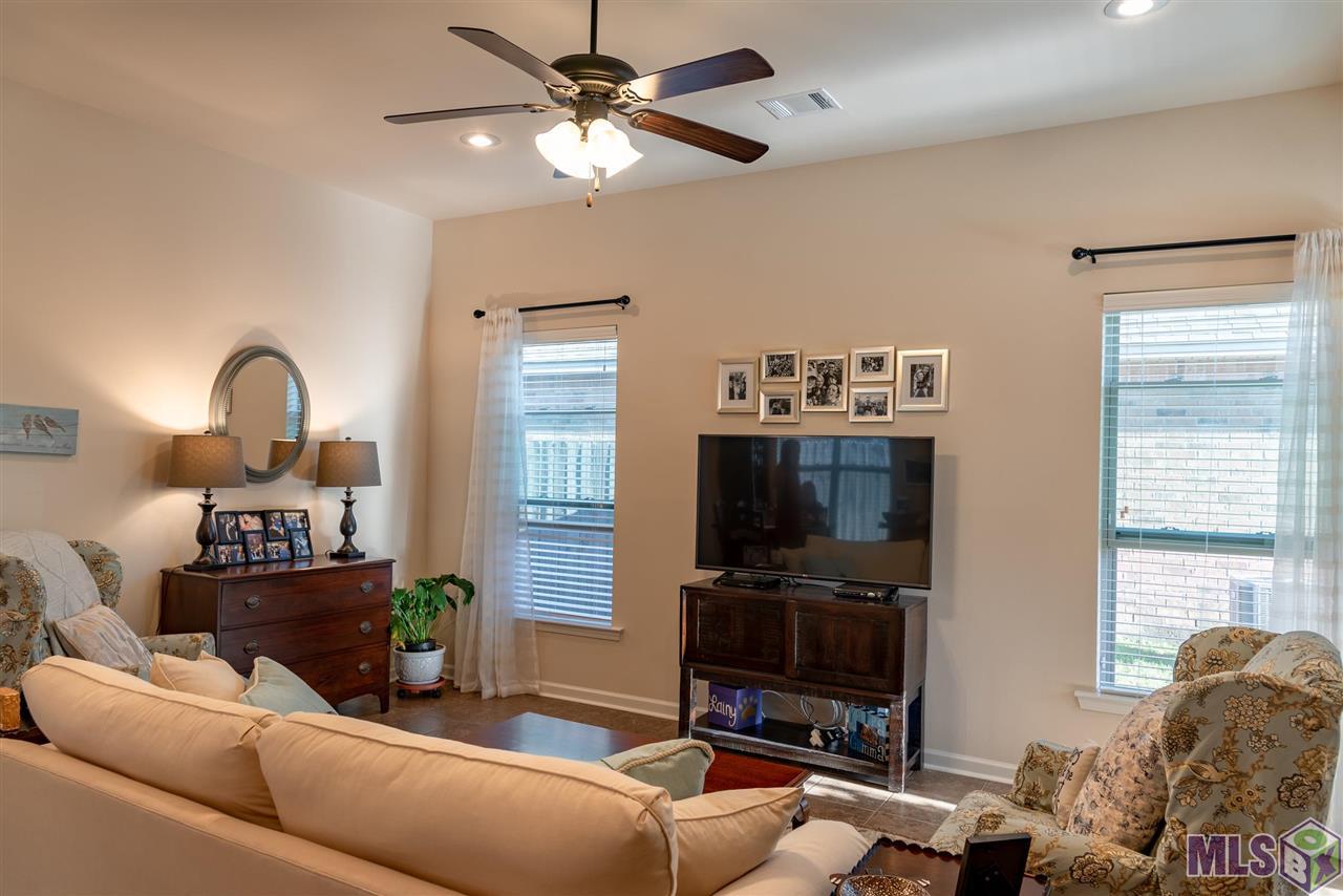 8645 Abertay Avenue Baton Rouge, LA 70820 - Photo 4 of 14 Gallery Image 4