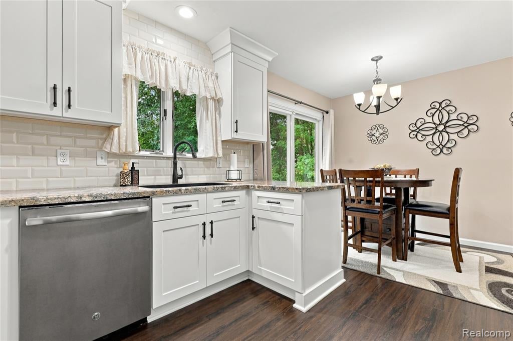 10131 Sharp Road Swartz Creek, MI 48473 - Photo 14 of 50 Gallery Image 14