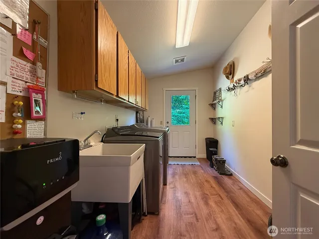 $1,095,000 | 1-X Beach Way, Hat Island, WA 98201