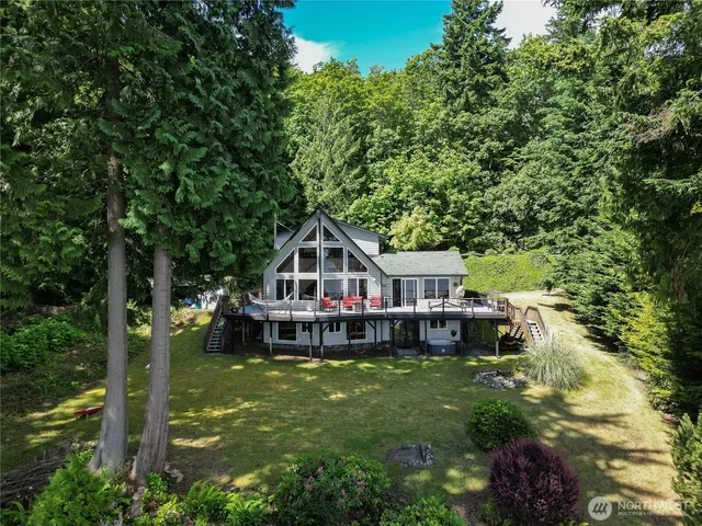 $1,095,000 | 1-X Beach Way, Hat Island, WA 98201