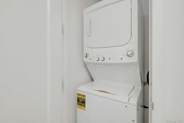 $799,000 | 10 City Place, Unit 19C, White Plains, NY 10601