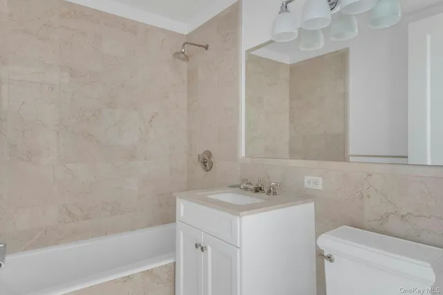 $799,000 | 10 City Place, Unit 19C, White Plains, NY 10601