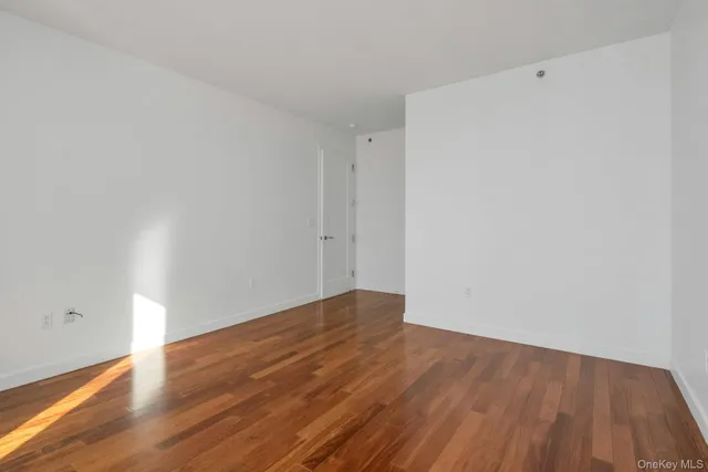 $799,000 | 10 City Place, Unit 19C, White Plains, NY 10601