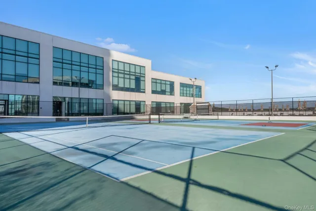 $799,000 | 10 City Place, Unit 19C, White Plains, NY 10601