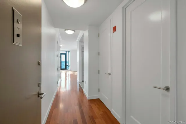 $799,000 | 10 City Place, Unit 19C, White Plains, NY 10601