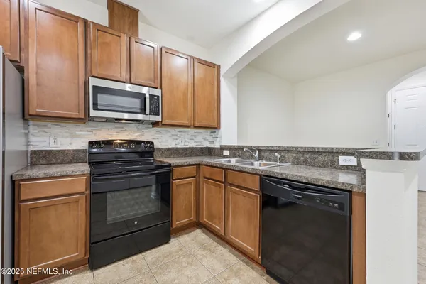 $225,000 | 13033 Sunset Lake Drive, Jacksonville, FL 32258