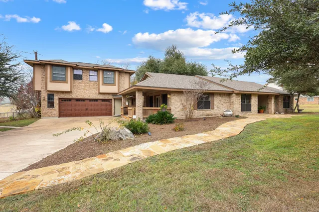$699,990 | 1346 Amistad Drive, Round Rock, TX 78664