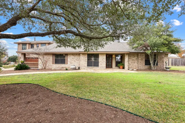 $699,990 | 1346 Amistad Drive, Round Rock, TX 78664