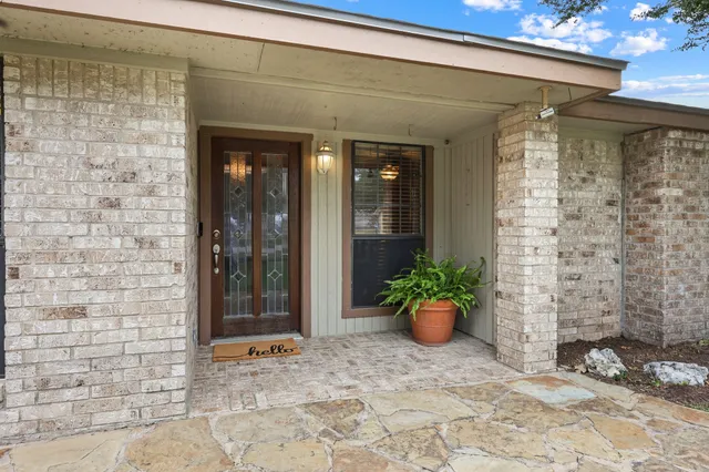 $699,990 | 1346 Amistad Drive, Round Rock, TX 78664