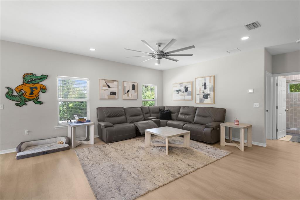 16 Northwest 29th Street Gainesville, FL 32607 - Photo 12 of 36 Gallery Image 12