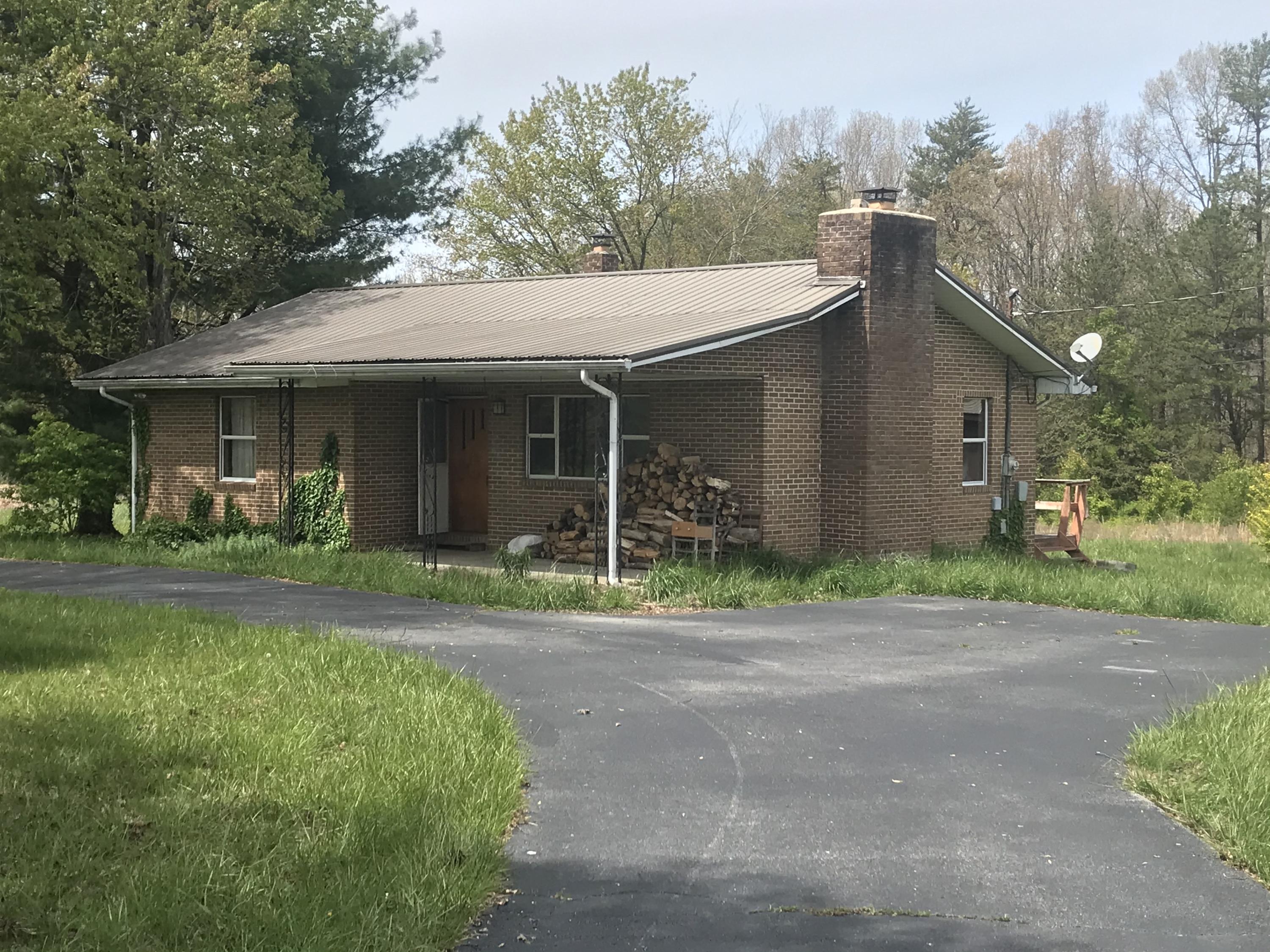 870 Kilby Road Clarkrange, TN 38553 - Photo 4 of 14 IMG_0548