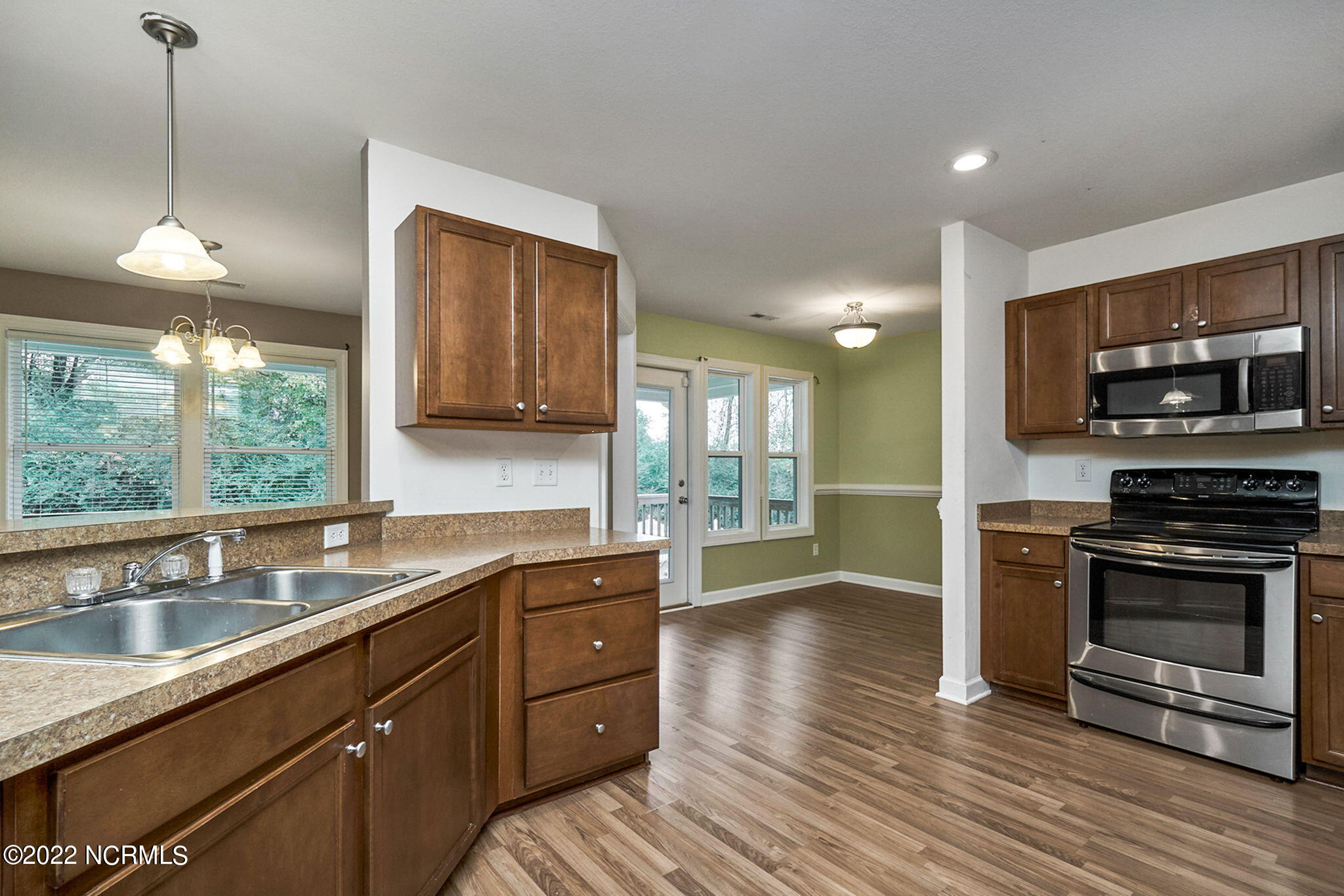 402 South Edenton Rd Street Hertford, NC 27944 - Photo 12 of 26 9-web-or-mls-#3003 - ABel Sutton - 402