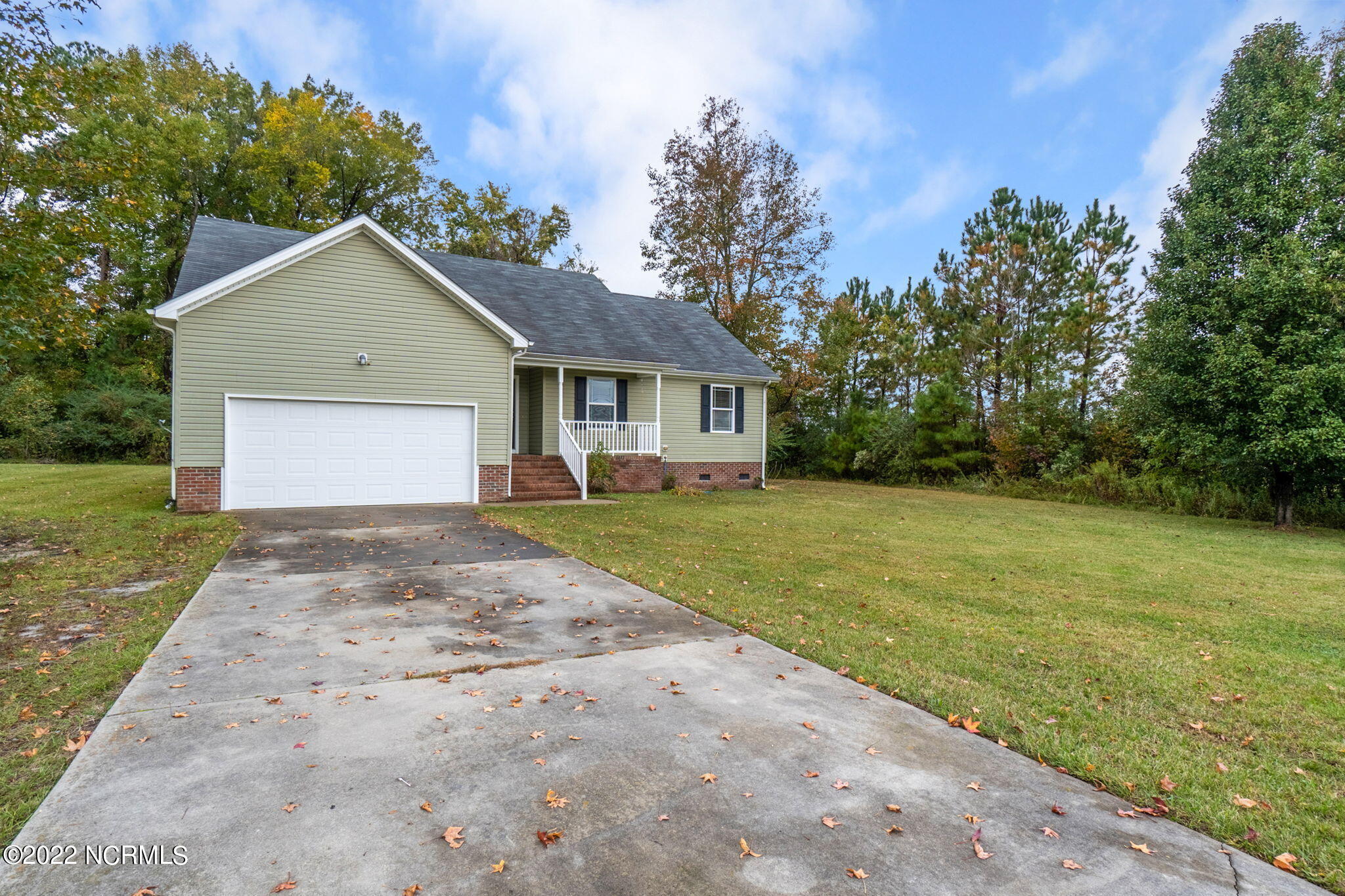 402 South Edenton Rd Street Hertford, NC 27944 - Photo 3 of 26 2-web-or-mls-#3003 - ABel Sutton - 402