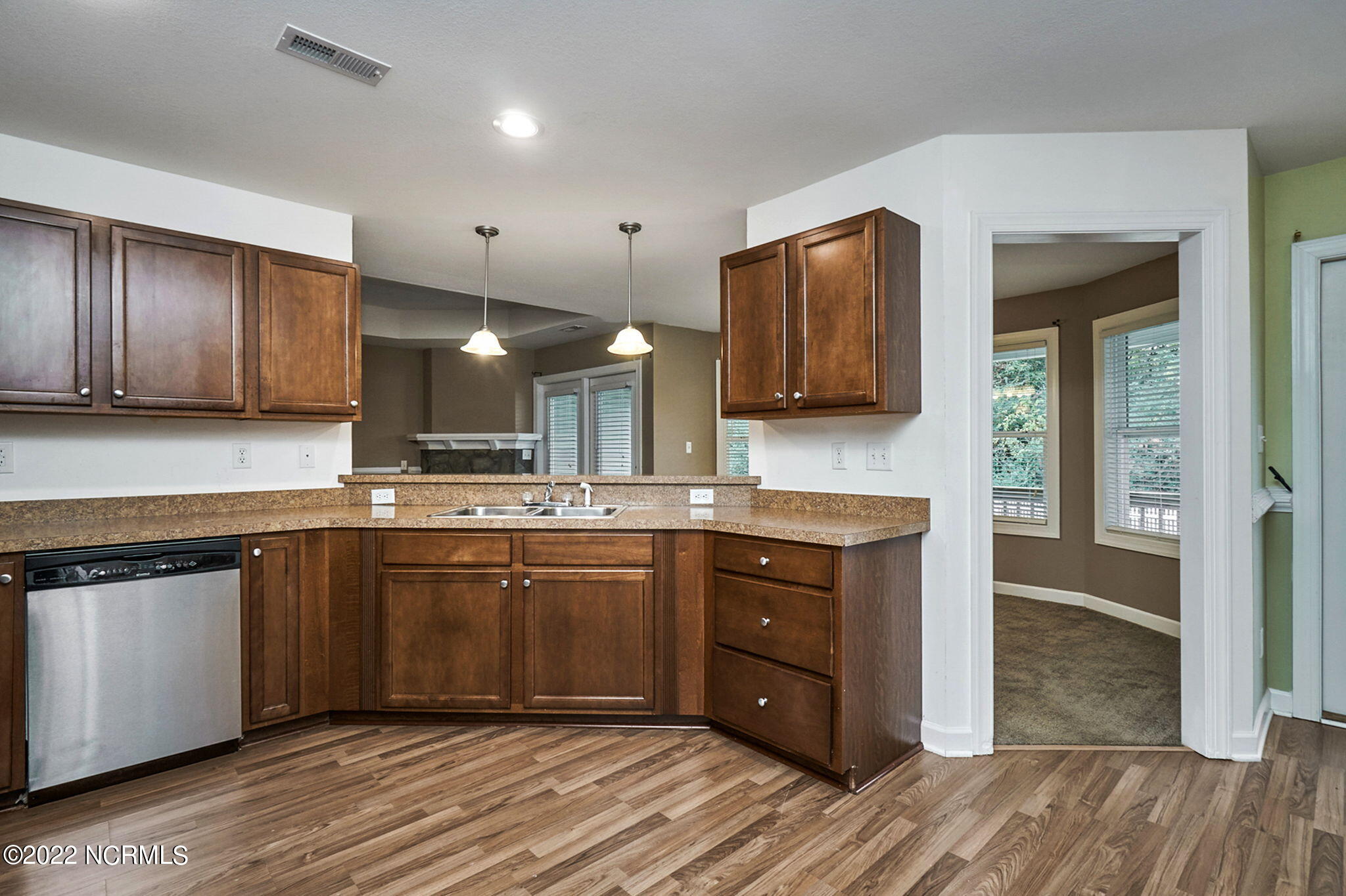 402 South Edenton Rd Street Hertford, NC 27944 - Photo 8 of 26 11-web-or-mls-#3003 - ABel Sutton - 402