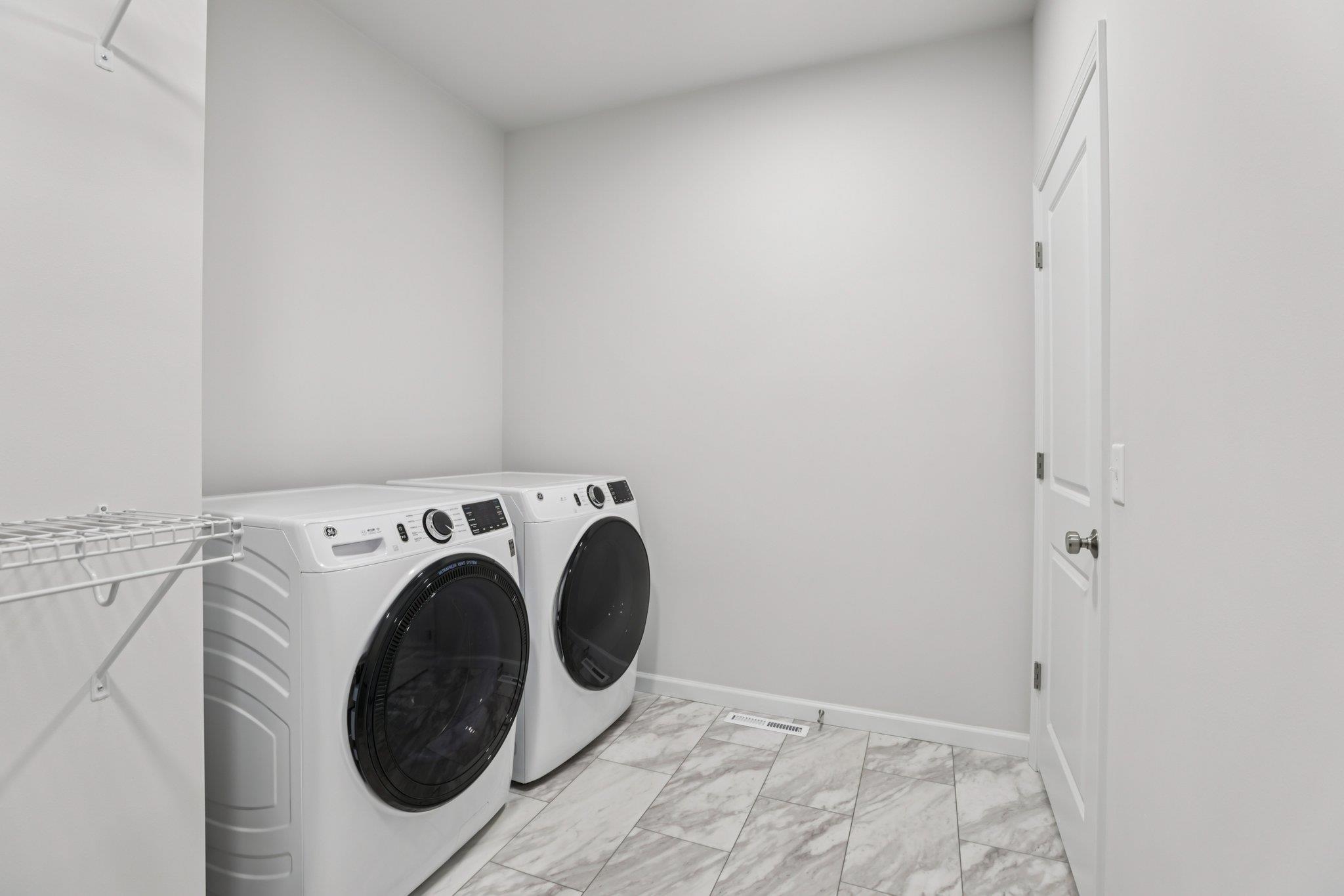 1256 Stanley Verona, WI 53593 - Photo 25 of 32