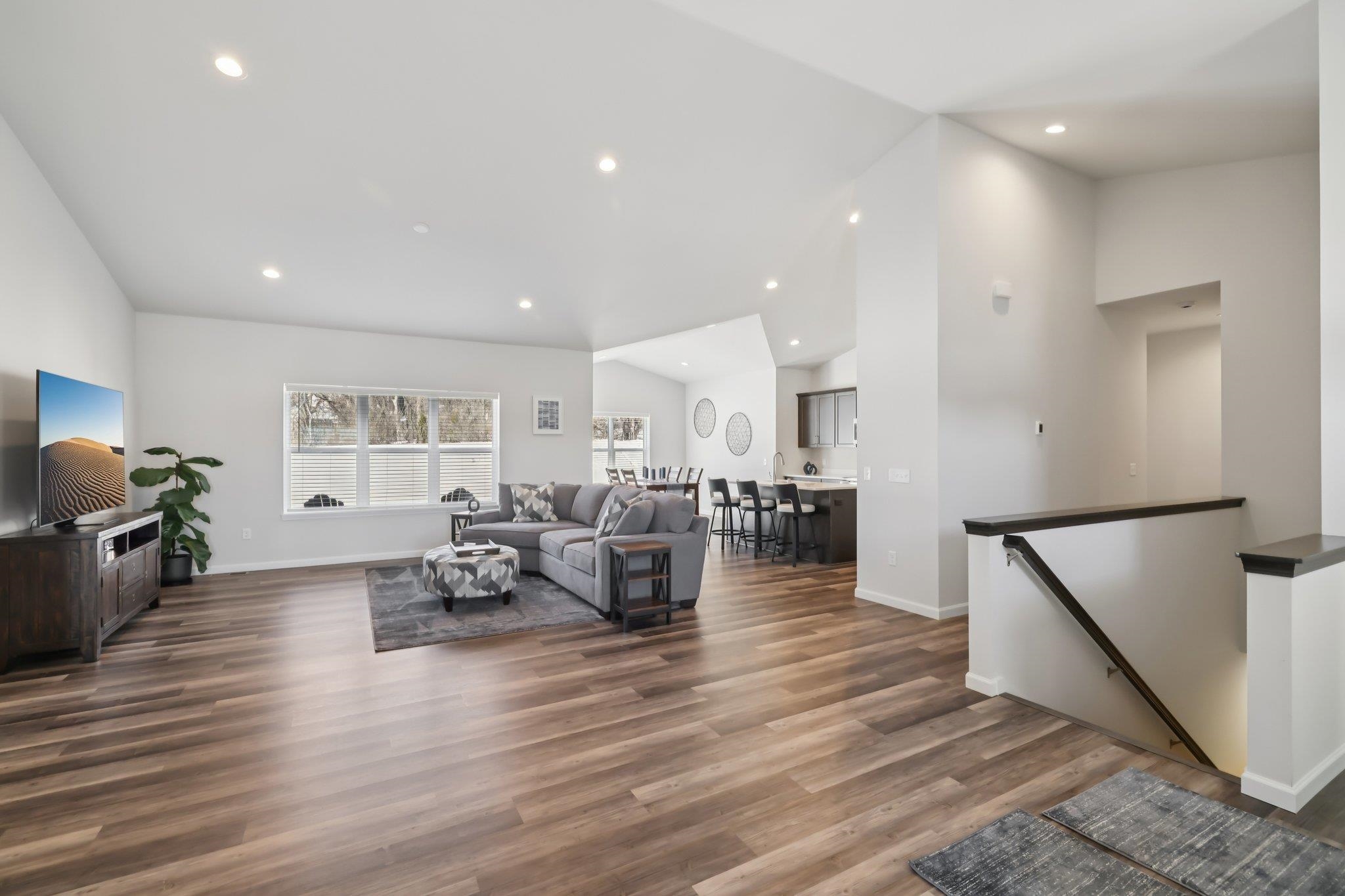 1256 Stanley Verona, WI 53593 - Photo 4 of 32