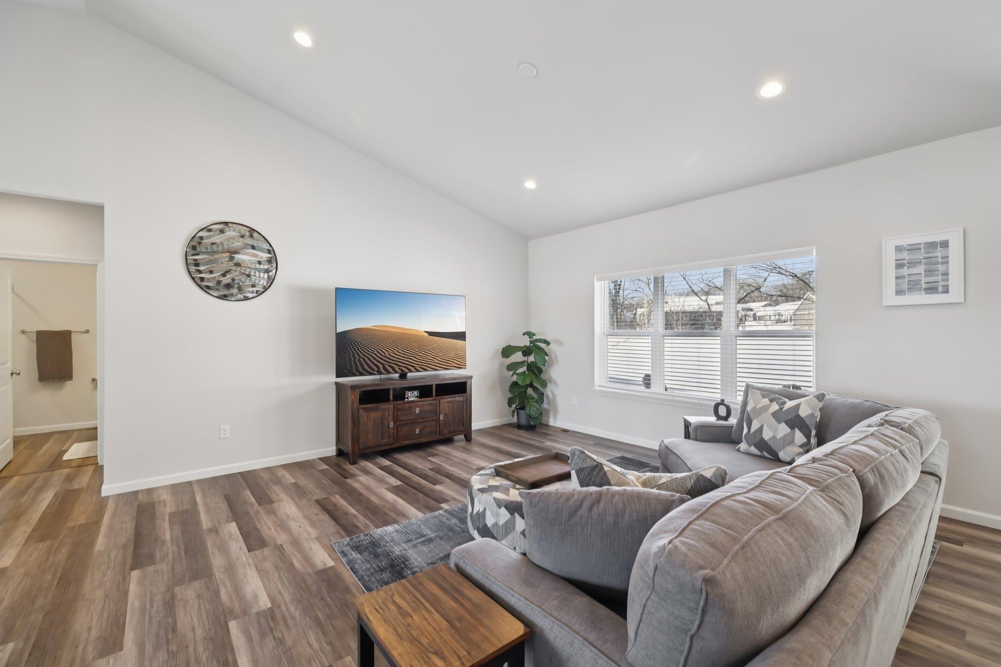 1256 Stanley Verona, WI 53593 - Photo 7 of 32