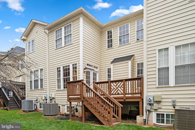$699,999 | 20377 Cottswold Terrace, Unit 73, Sterling, VA 20165