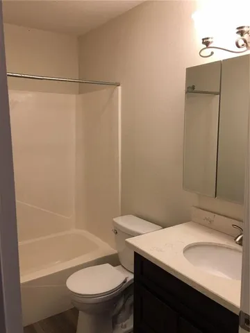 $1,200 | 50 Carriage Lane, Unit D, Destrehan, LA 70047