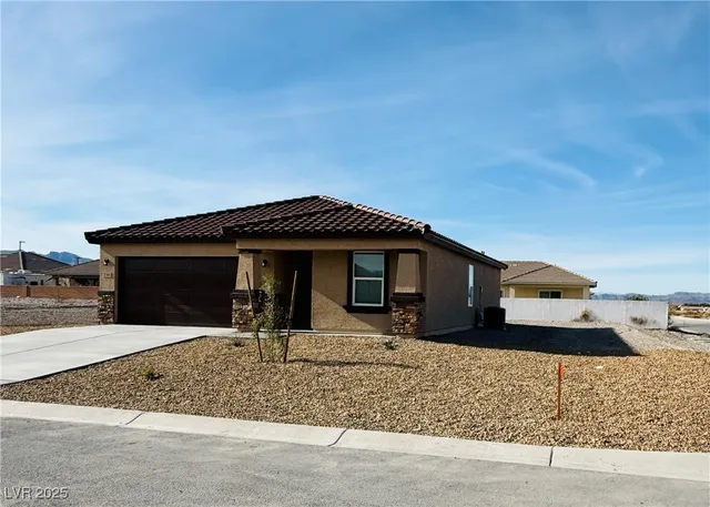$1,700 | 736 South Mar Azul Court, Pahrump, NV 89048