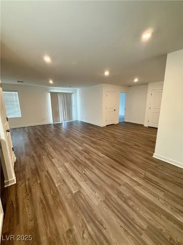 $1,700 | 736 South Mar Azul Court, Pahrump, NV 89048