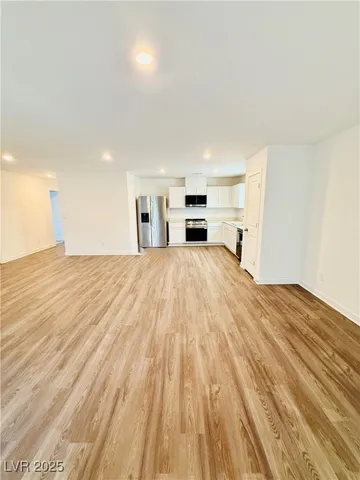 $1,700 | 736 South Mar Azul Court, Pahrump, NV 89048