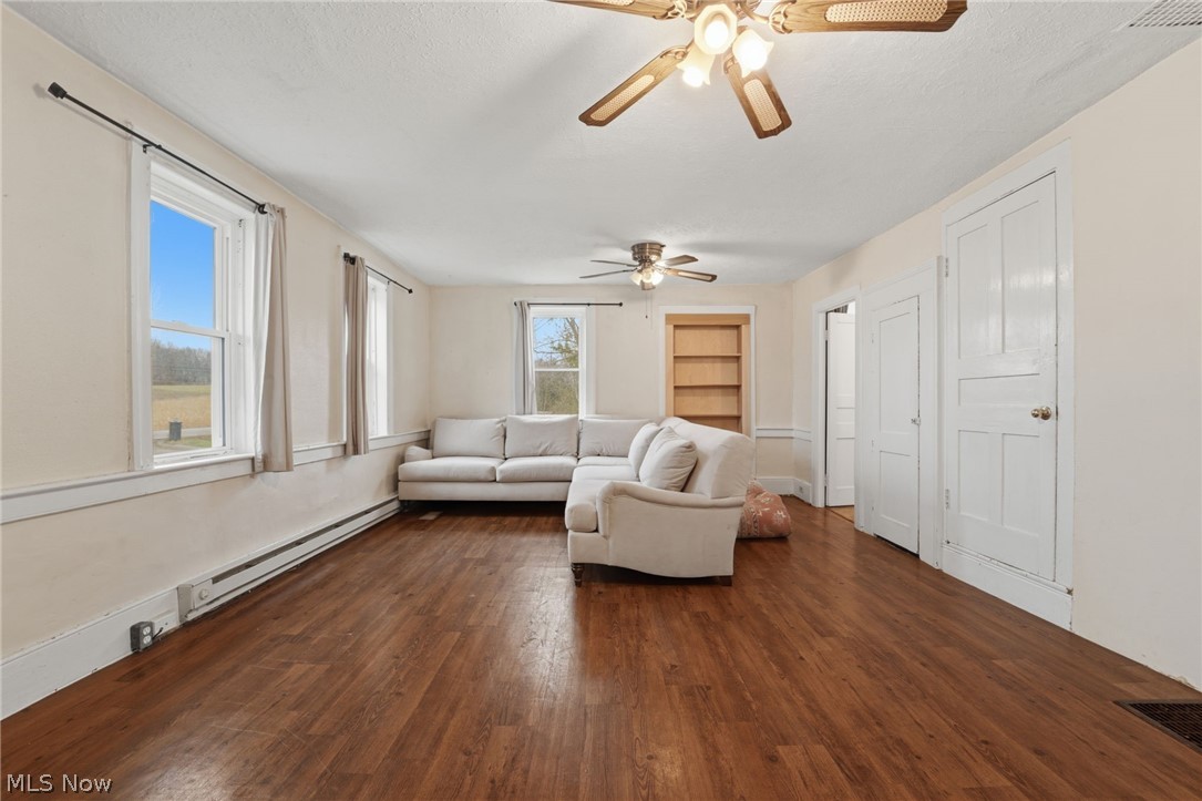 16176 Ravenna Road Burton, OH 44021 - Photo 11 of 34 Gallery Image 11