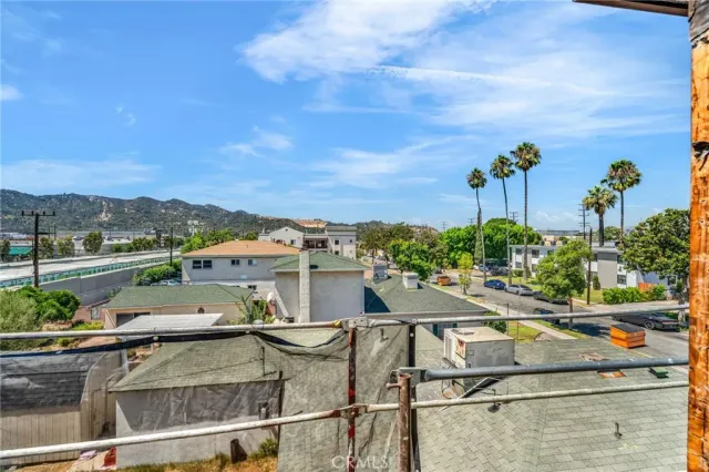 $2,750 | 640 Ivy Street, Glendale, CA 91204