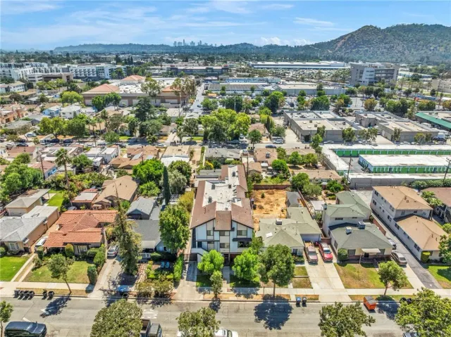 $2,750 | 640 Ivy Street, Glendale, CA 91204