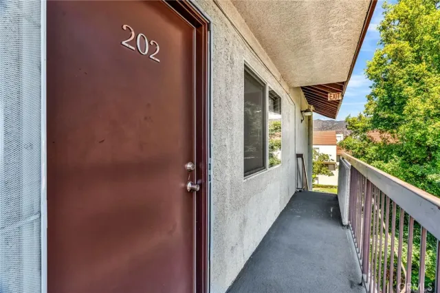$2,750 | 640 Ivy Street, Glendale, CA 91204
