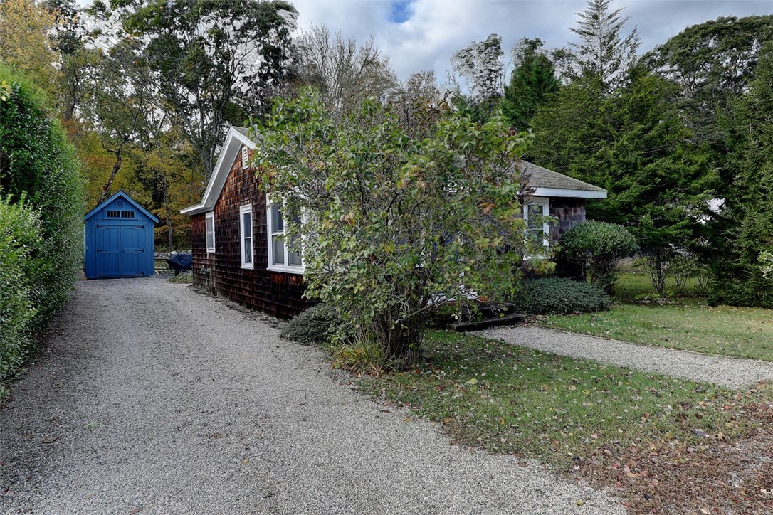 202 Middlebridge Road South Kingstown, RI 02879 - Photo 4 of 34