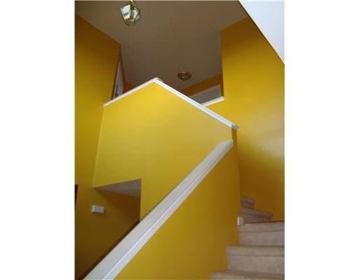 307 Crisswell Road Butler, PA 16002 - Photo 7 of 18 Entry/Foyer.