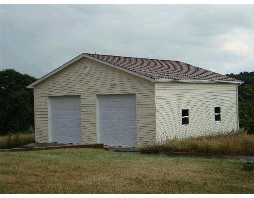 307 Crisswell Road Butler, PA 16002 - Photo 10 of 18 Other. detached garage