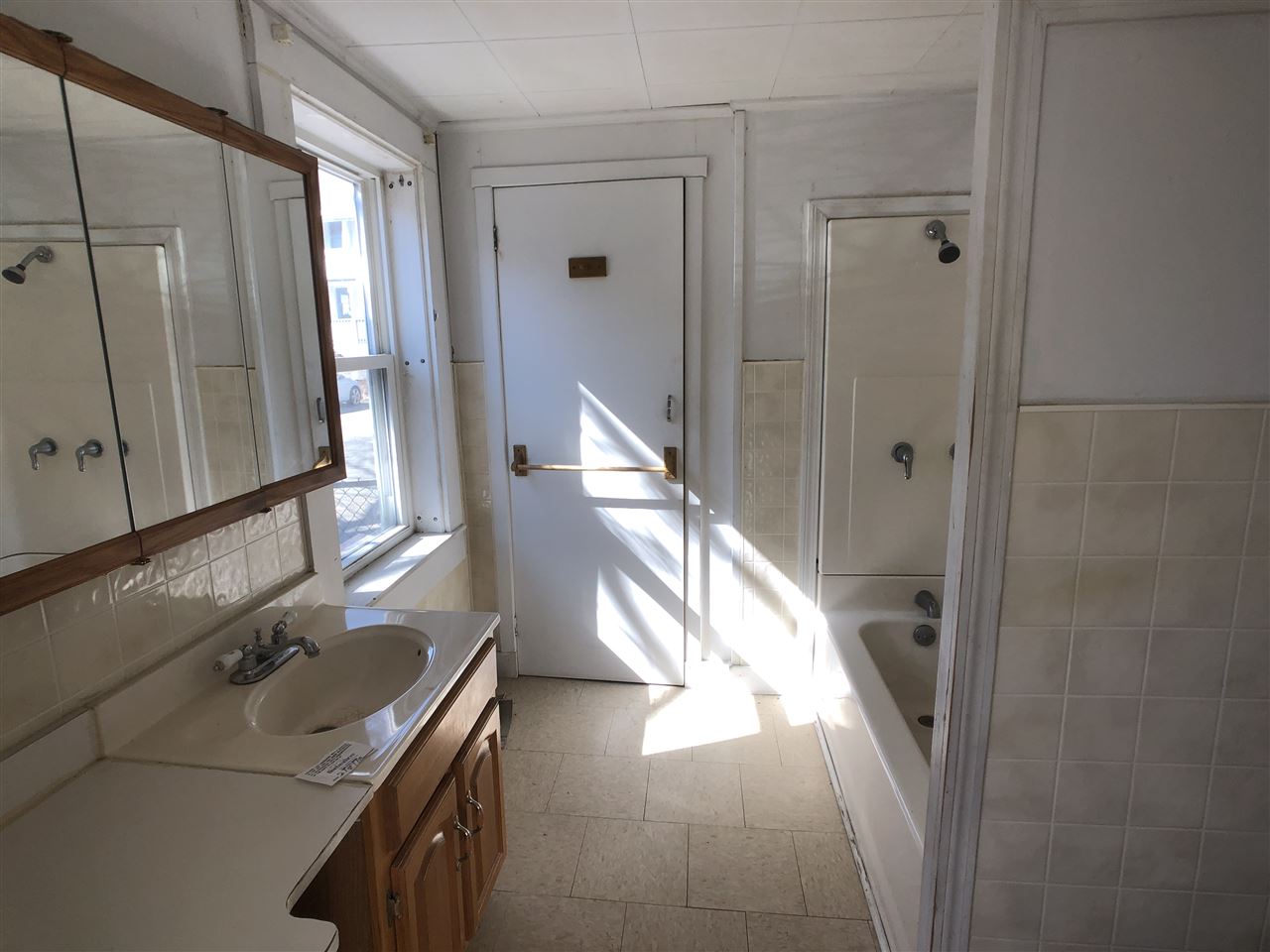 8 Thorndike Street Concord, NH 03301 - Photo 7 of 31 Gallery Image 7