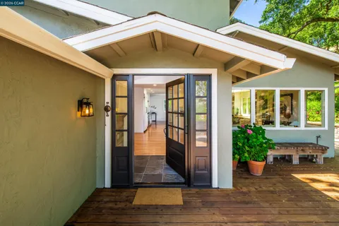 $2,195,000 | 3348 Walnut Lane, Lafayette, CA 94549