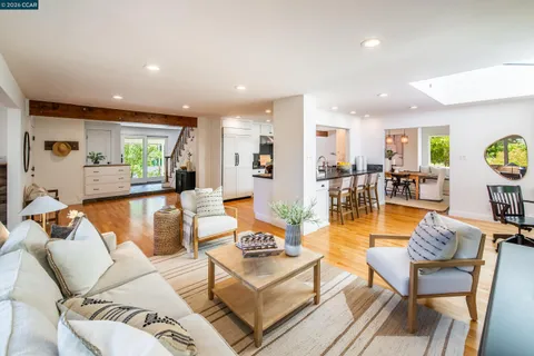 $2,195,000 | 3348 Walnut Lane, Lafayette, CA 94549