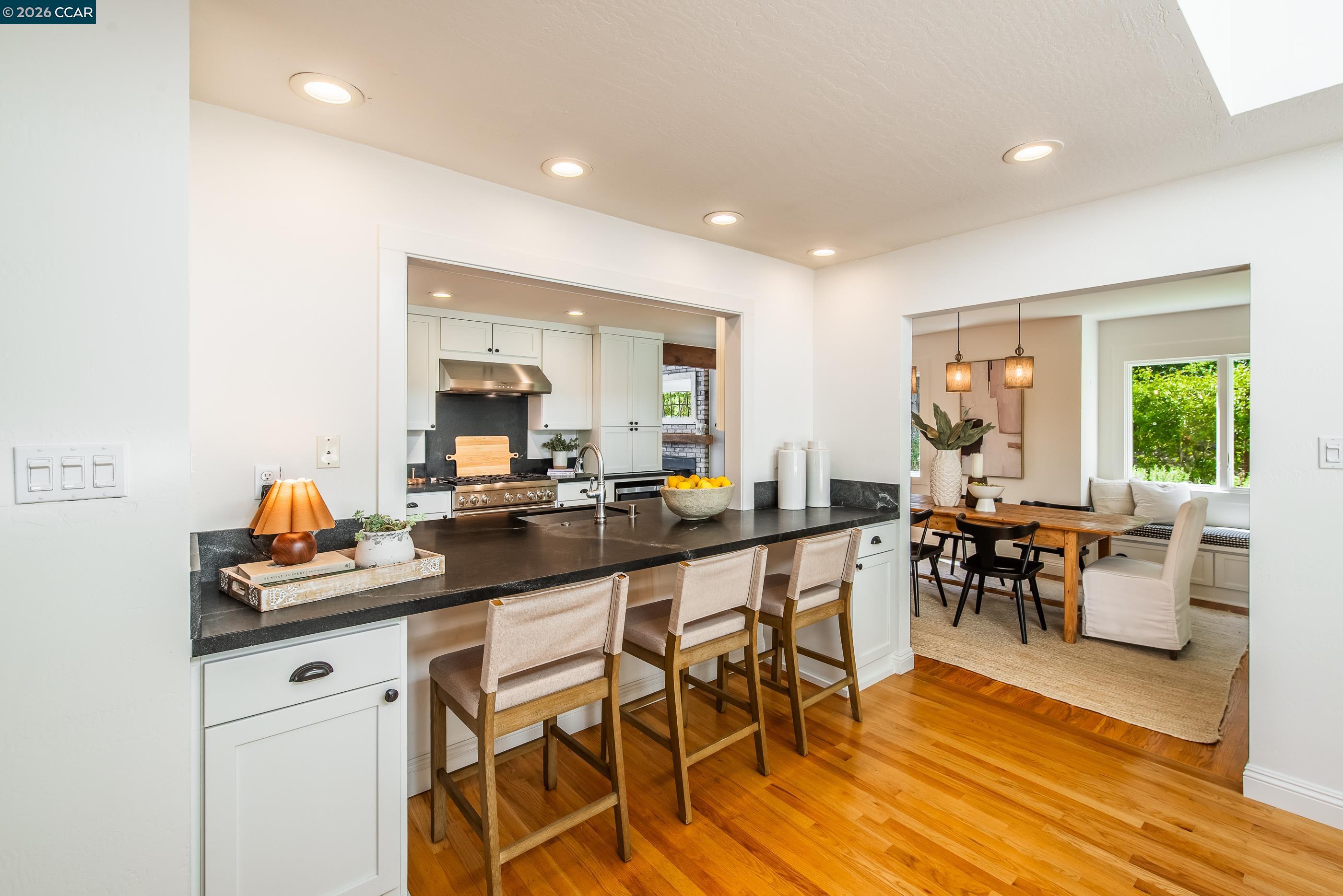 3348 Walnut Lane Lafayette, CA 94549 - Photo 10 of 36