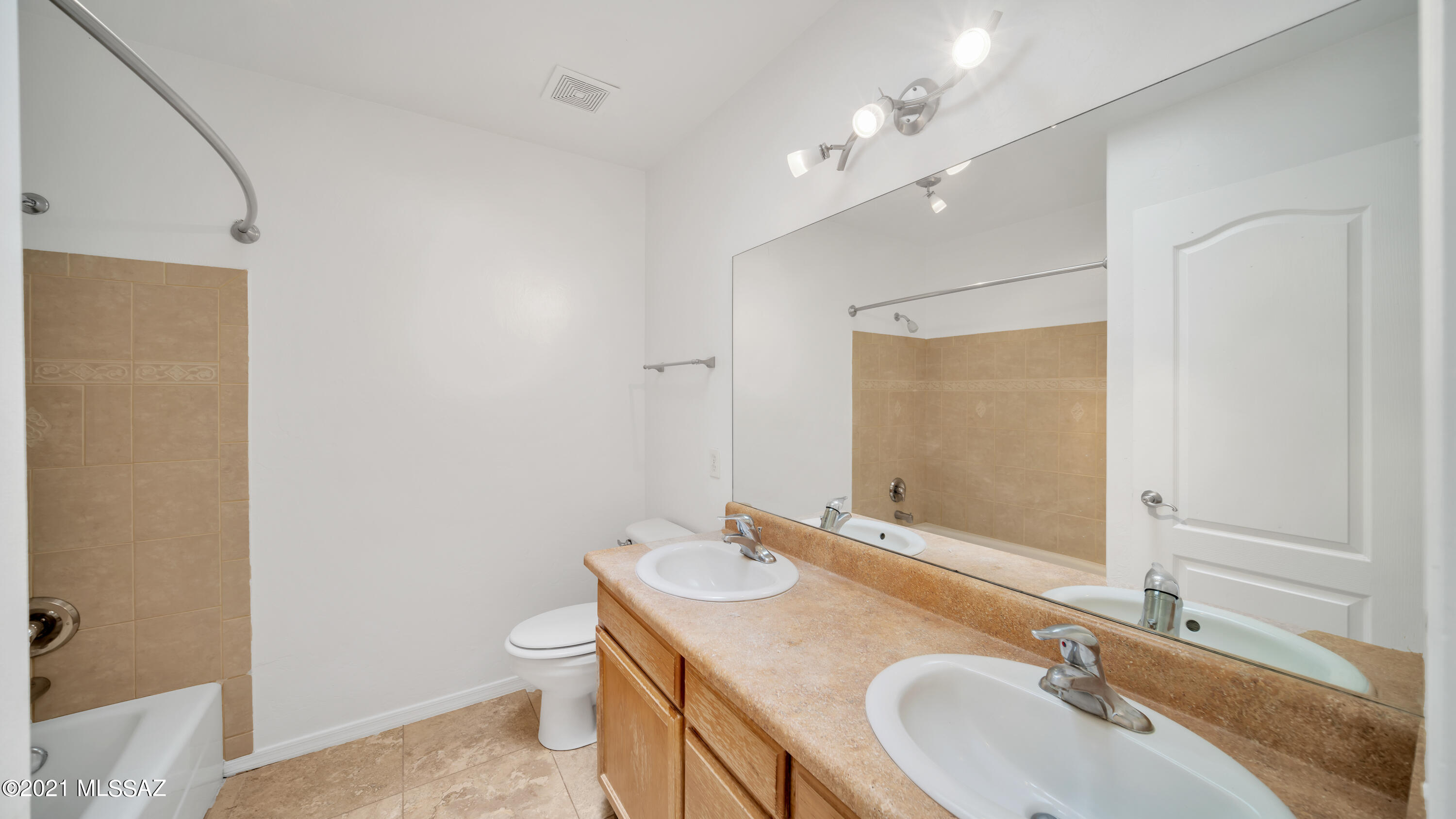248 Cuarzo Court Rio Rico, AZ 85648 - Photo 19 of 35