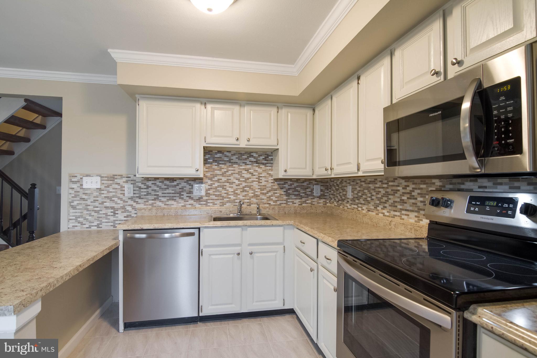 300 Ridgecrest Court Stafford, VA 22554 - Photo 11 of 29 Kitchen