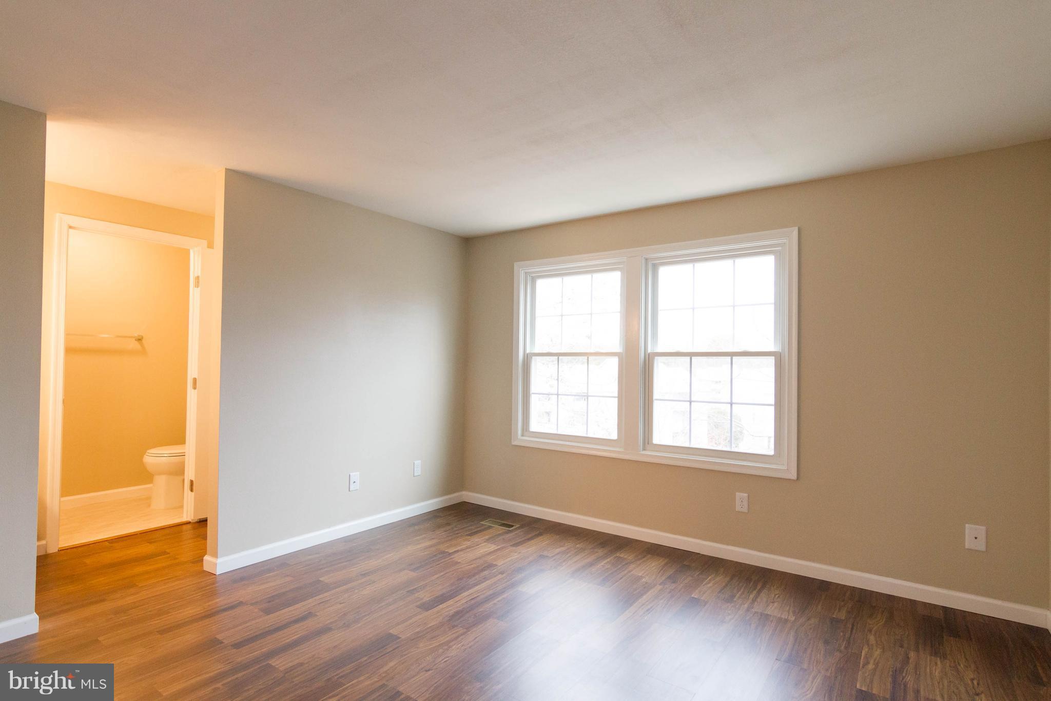 300 Ridgecrest Court Stafford, VA 22554 - Photo 20 of 29 Bedroom (Master)