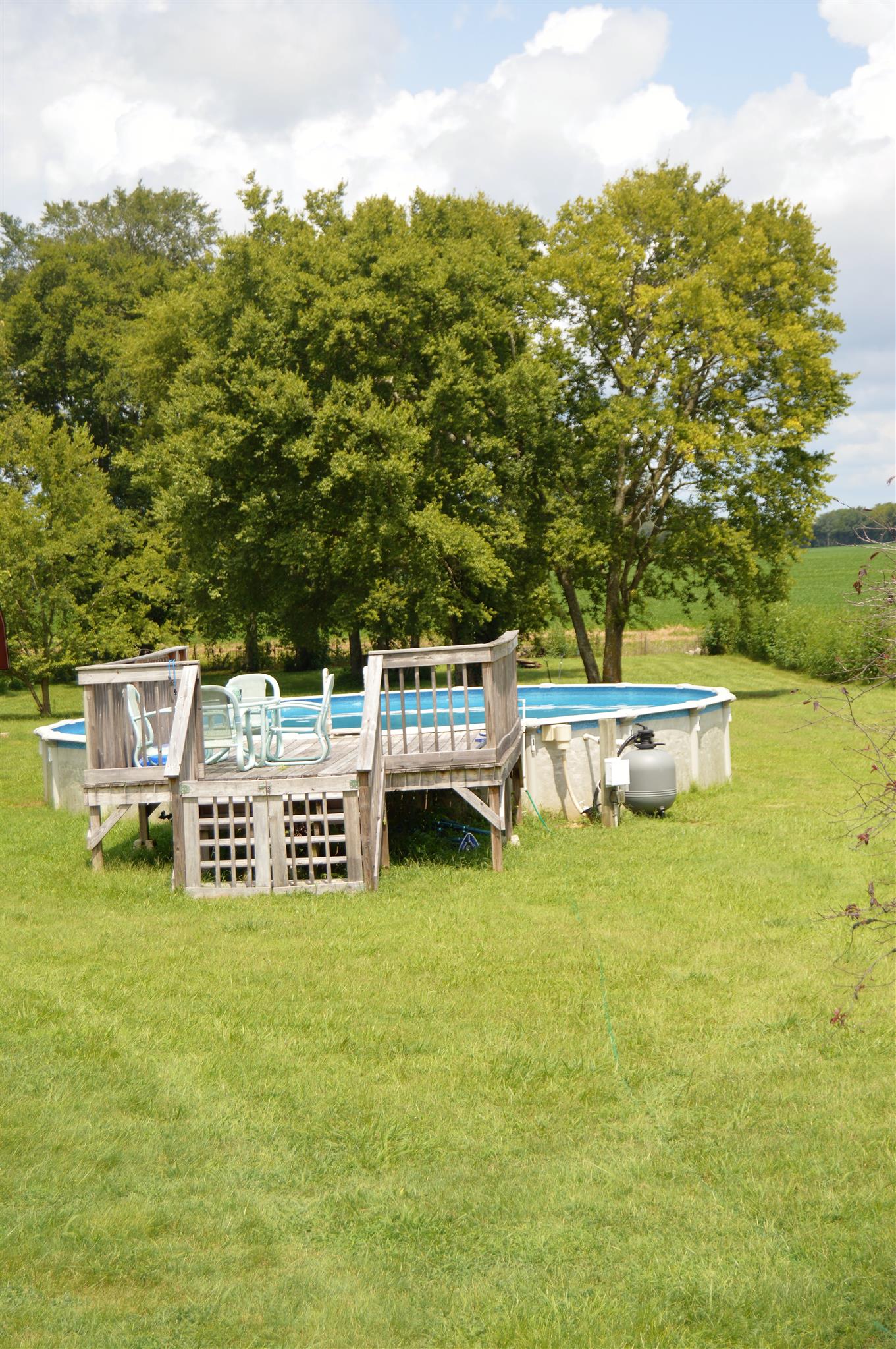 1529 Longview Road Unionville, TN 37180 - Photo 17 of 21 a view of a chairs with an outdoor space